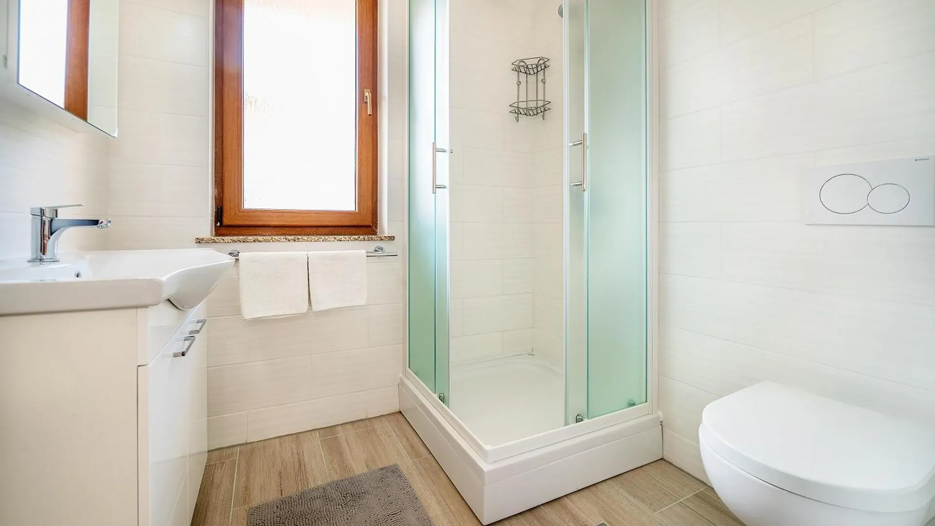Apartments Magla With Terrace Baska  Croatia