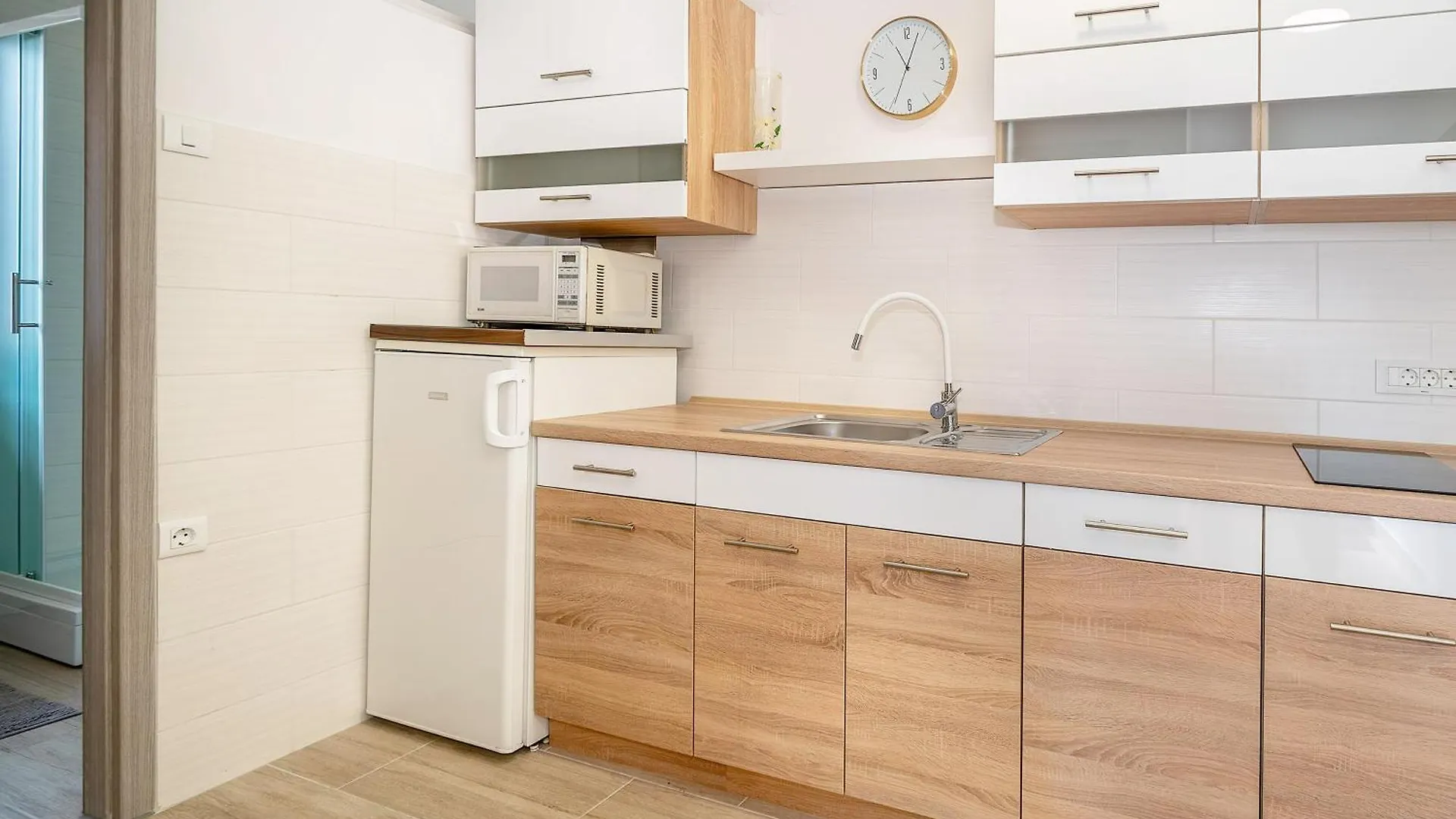 Apartments Magla With Terrace Baska
