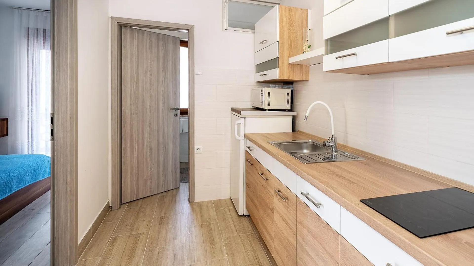 Apartments Magla With Terrace Baska  Croatia