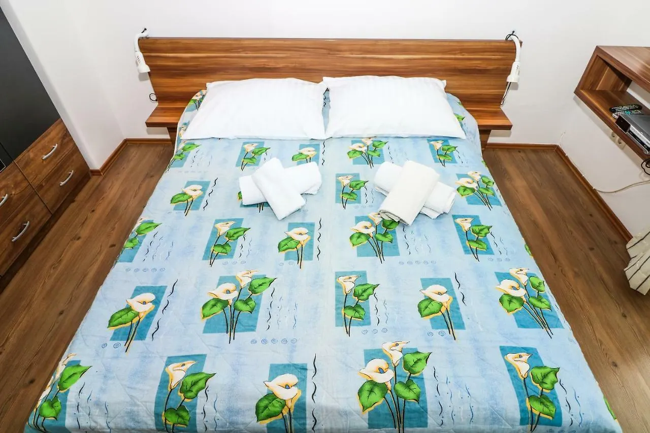 Apartments Magla With Terrace Baska