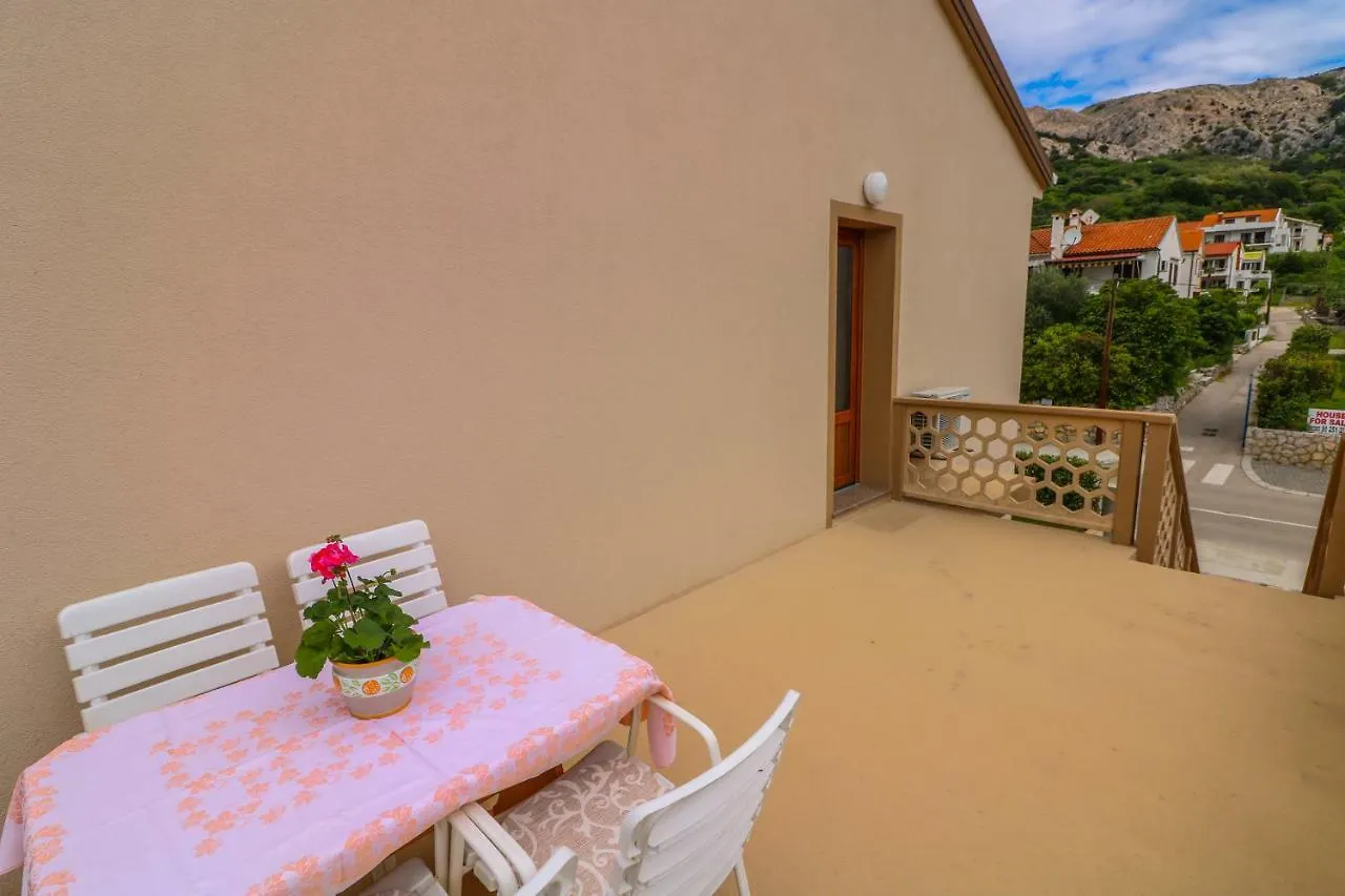 Apartments Magla With Terrace Baska  Croatia