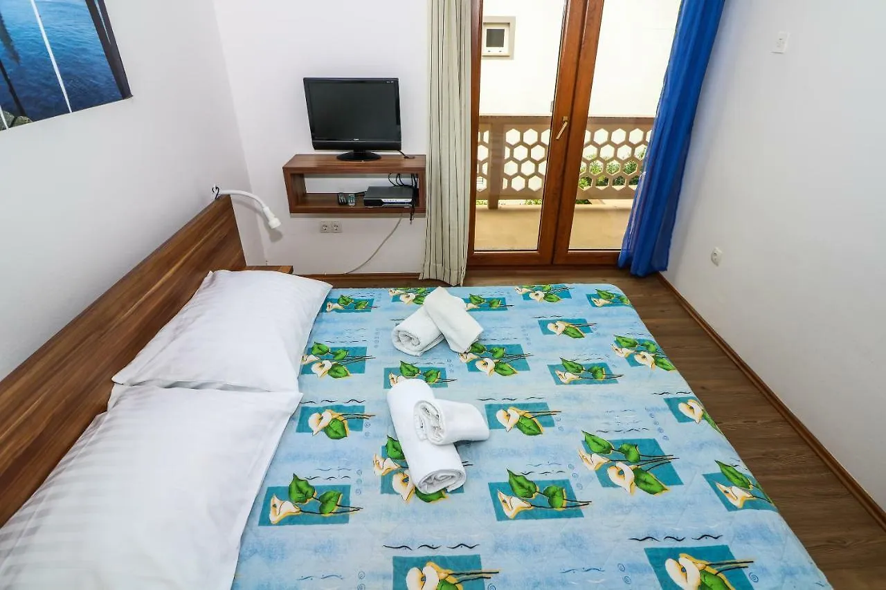 Apartments Magla With Terrace Baska  0*, Baska (Krk) Croatia