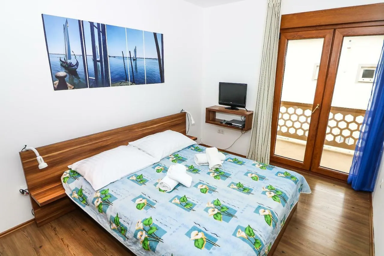 Apartments Magla With Terrace Baska  Croatia