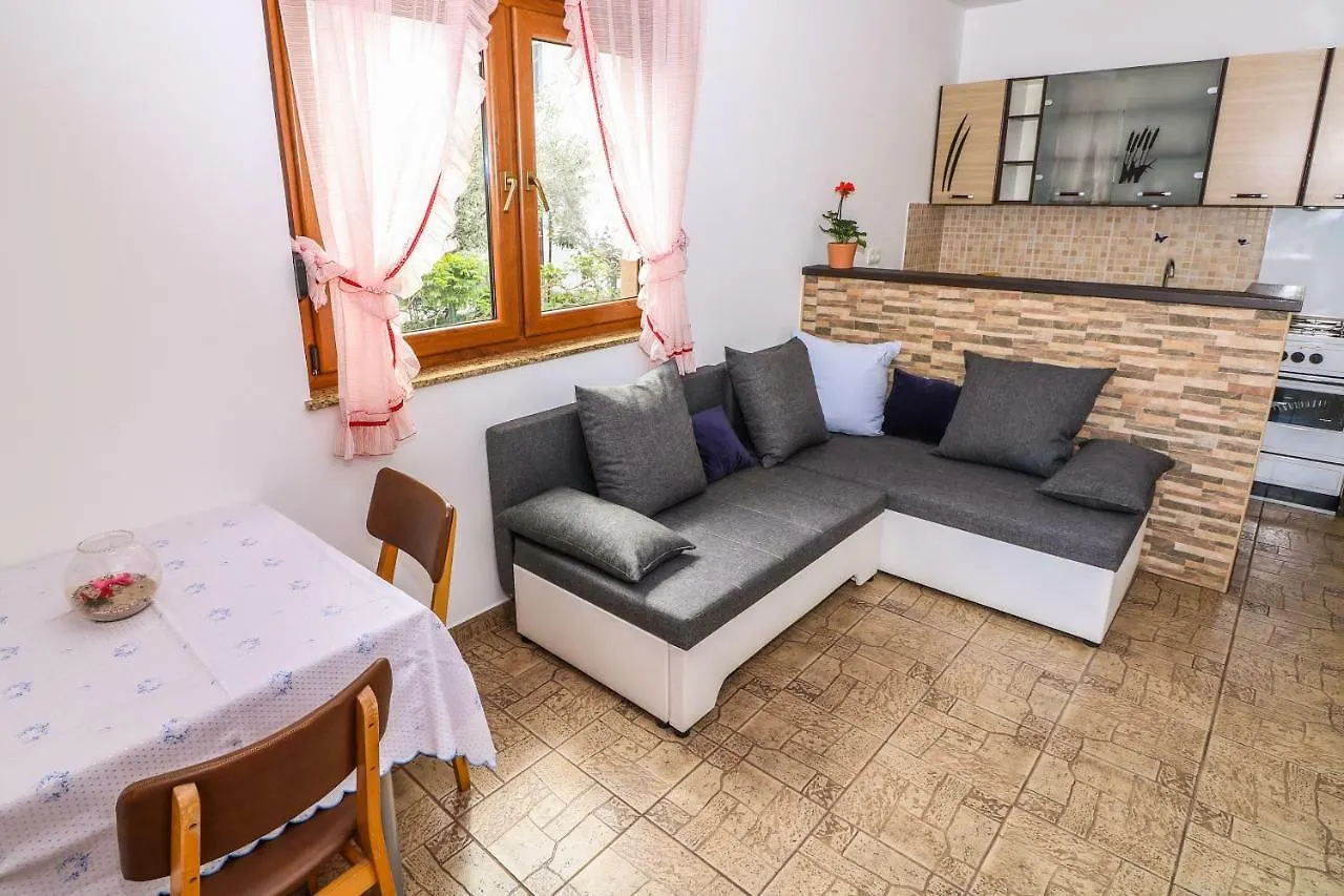 Apartments Magla With Terrace Baska  Croatia