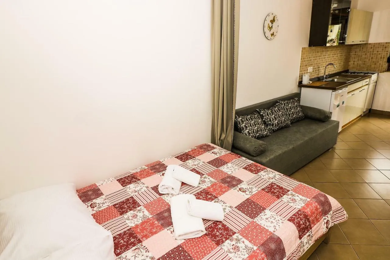 Apartments Magla With Terrace Baska