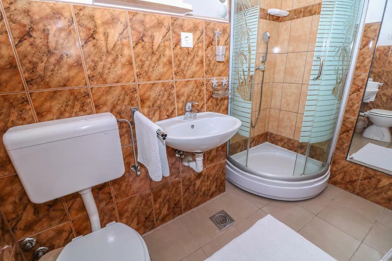 Apartments Magla With Terrace Baska