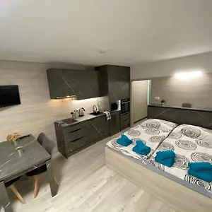 https://apartmany-almberg-mitterdorf.com-bavaria.com