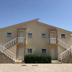 https://apartments-villa-engeli.hotelinzadar.com